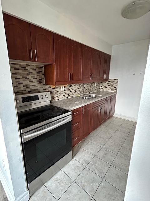Photo 15 at 708 - 100 Dundalk Drive, Dorset Park, Toronto