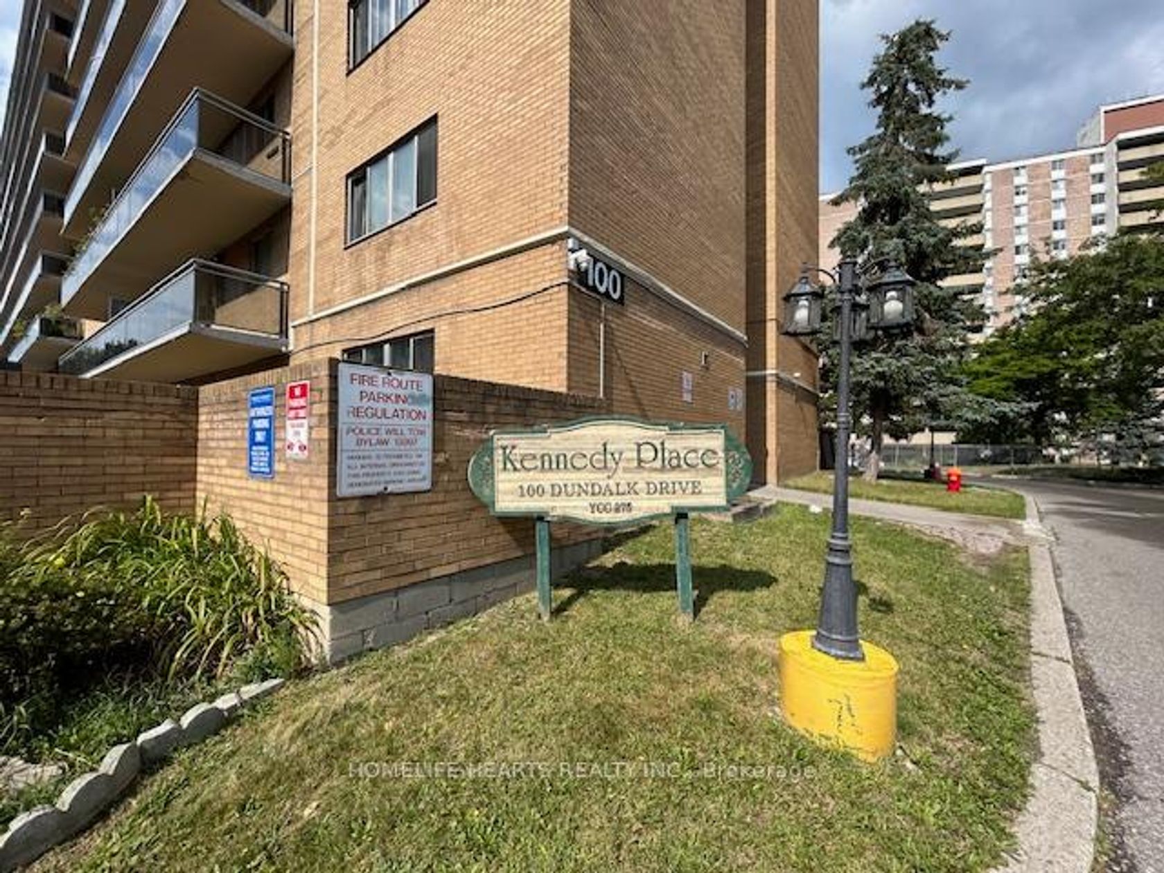 708 - 100 Dundalk Drive, Dorset Park, Toronto 