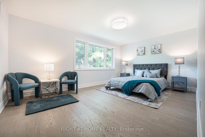 Photo 19 at 29 Vanwood Road, Thornhill, Markham