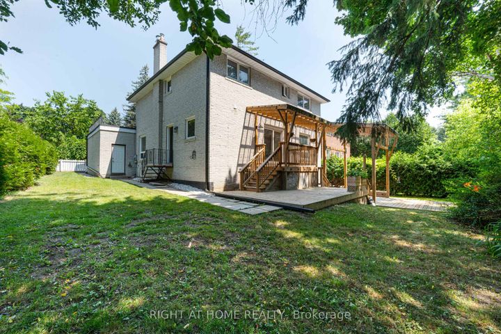 Photo 32 at 29 Vanwood Road, Thornhill, Markham