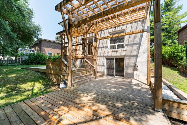 Photo 34 at 29 Vanwood Road, Thornhill, Markham
