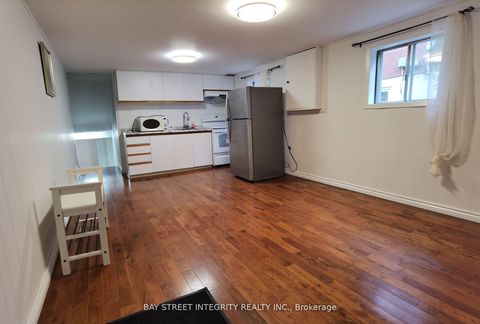 Photo 11 at 108 Bowhill Crescent, Pleasant View, Toronto