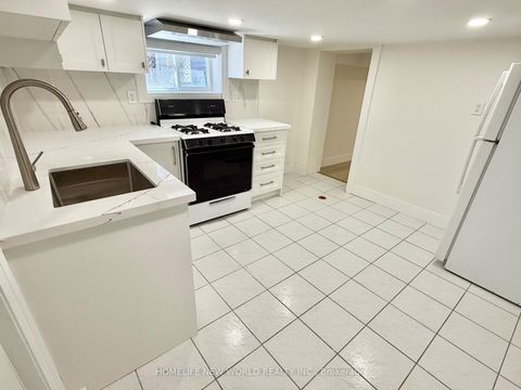 Photo 34 at 137 Gladstone Avenue, Little Portugal, Toronto