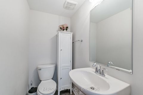 Photo 17 at 294 Ellen Davidson Drive, GO Glenorchy, Oakville