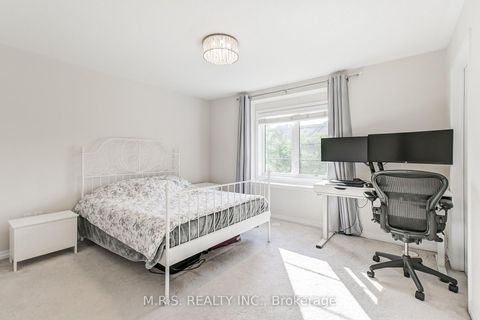 Photo 24 at 294 Ellen Davidson Drive, GO Glenorchy, Oakville