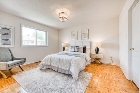 Photo 18 at 5 Casemount Street, Bayview Northeast, Aurora