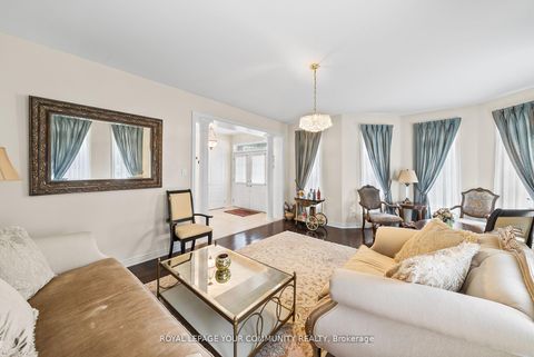 Photo 6 at 108 Headwater Crescent, Oak Ridges Lake Wilcox, Richmond Hill