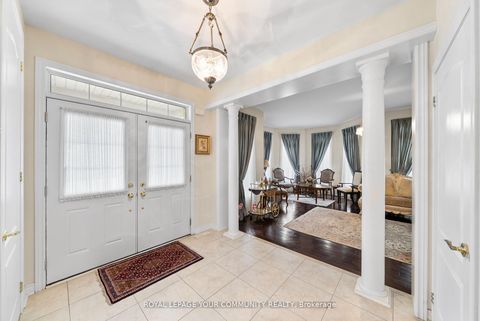 Photo 9 at 108 Headwater Crescent, Oak Ridges Lake Wilcox, Richmond Hill