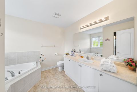 Photo 30 at 108 Headwater Crescent, Oak Ridges Lake Wilcox, Richmond Hill