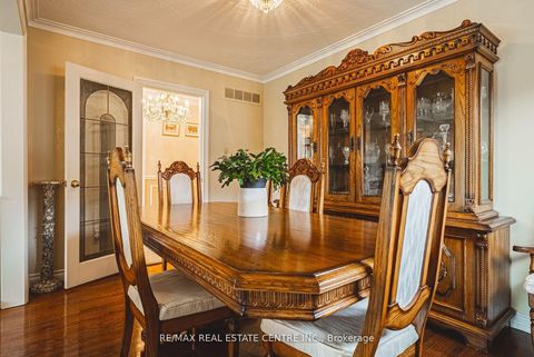 Photo 13 at 665 Woodbridge Avenue, West Woodbridge, Vaughan