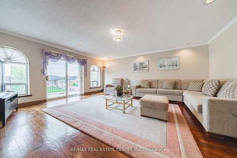 Photo 15 at 665 Woodbridge Avenue, West Woodbridge, Vaughan