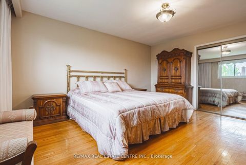 Photo 22 at 665 Woodbridge Avenue, West Woodbridge, Vaughan