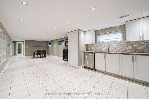 Photo 30 at 665 Woodbridge Avenue, West Woodbridge, Vaughan