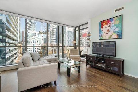 Photo 5 at 1003 - 8 Charlotte Street, Waterfront Communities C1, Toronto
