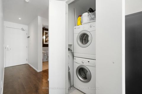 Photo 18 at 1003 - 8 Charlotte Street, Waterfront Communities C1, Toronto