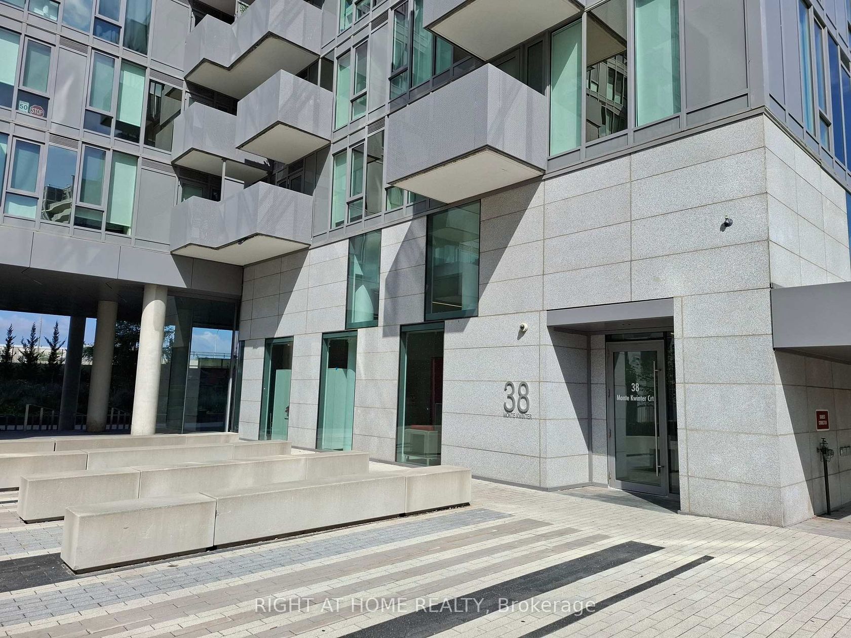 425 - 38 Monte Kwinter Court, Clanton Park, Toronto 