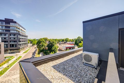 Photo 32 at 18 - 10 Brin Drive, Humber Valley, Toronto