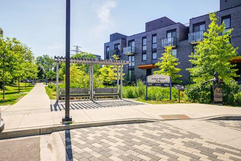 Photo 37 at 18 - 10 Brin Drive, Humber Valley, Toronto