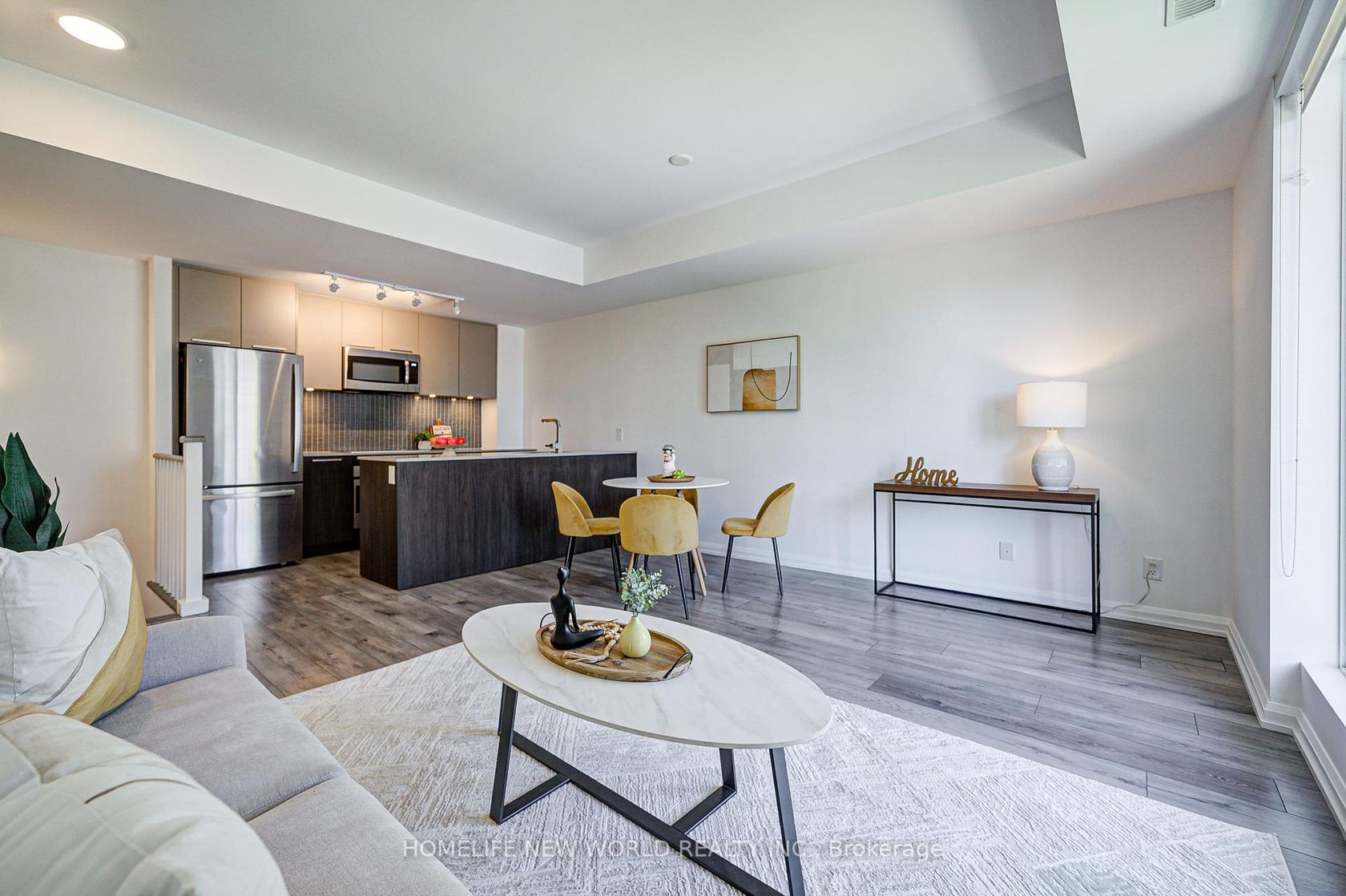 18 - 10 Brin Drive, Humber Valley, Toronto 