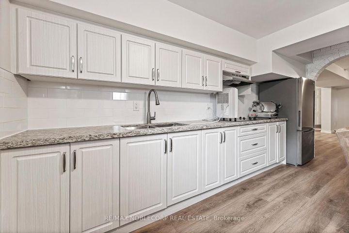 Photo 28 at 10201 Clarkway Drive, Brampton East, Brampton