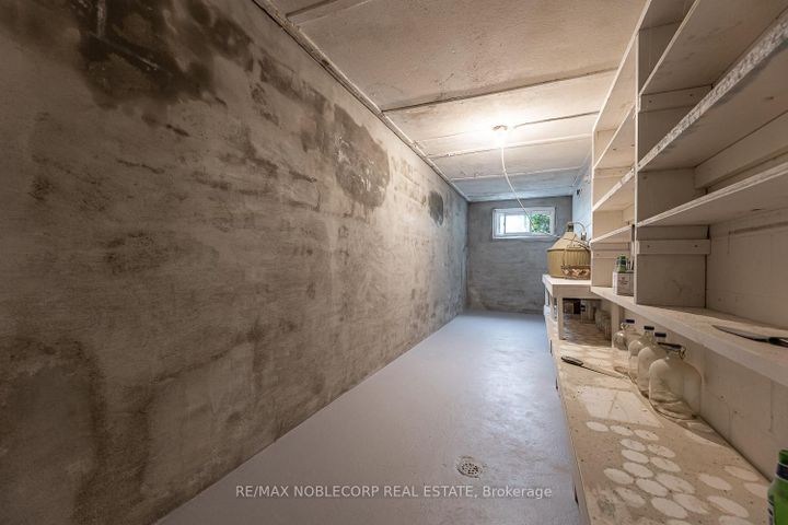 Photo 31 at 10201 Clarkway Drive, Brampton East, Brampton
