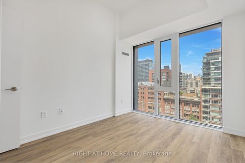 Photo 15 at 714 - 158 Front Street E, Moss Park, Toronto