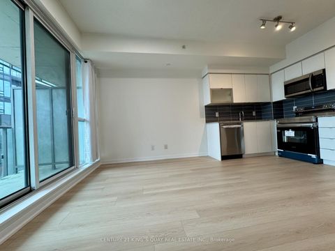 Photo 3 at 708 - 150 East Liberty Street, Niagara, Toronto