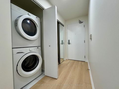 Photo 13 at 708 - 150 East Liberty Street, Niagara, Toronto