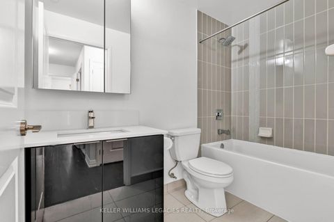 Photo 24 at 106 - 99 Eagle Rock Way, Rural Vaughan, Vaughan