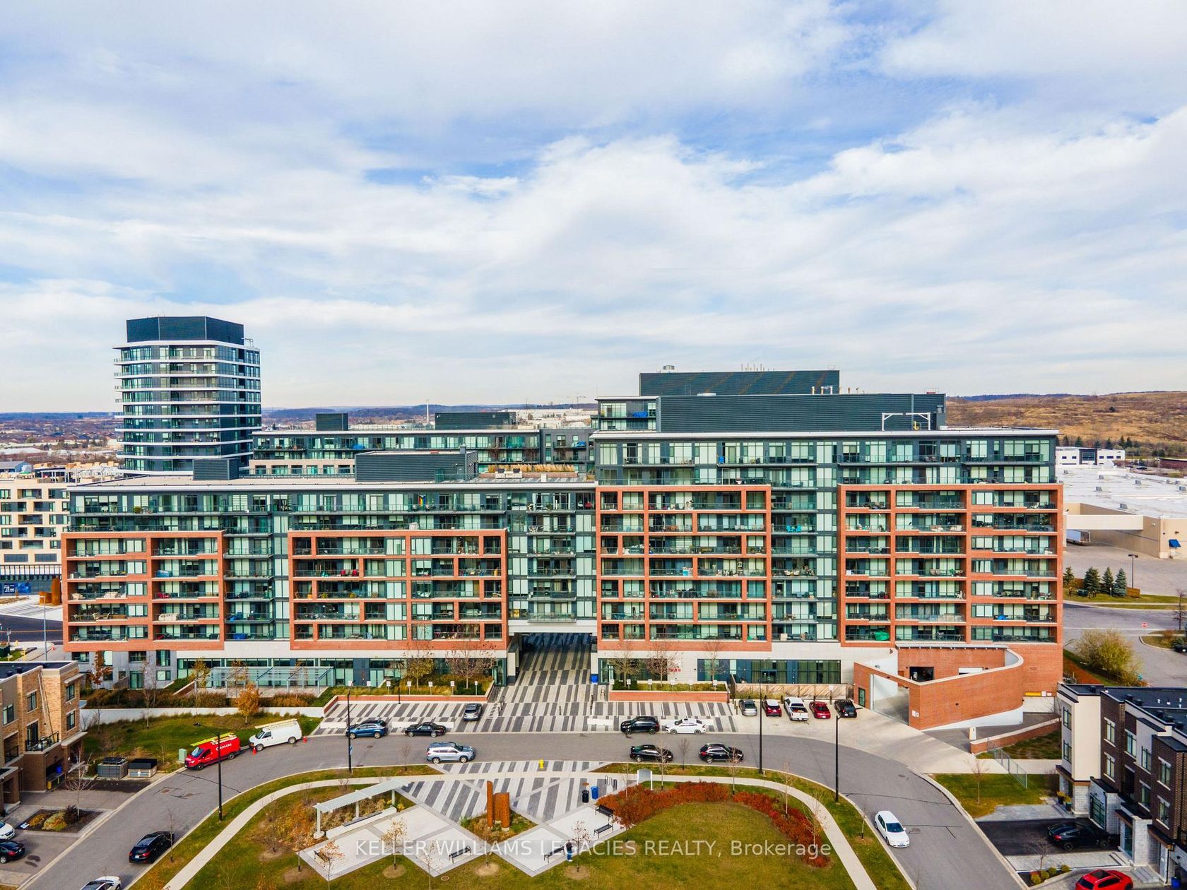 106 - 99 Eagle Rock Way, Rural Vaughan, Vaughan 