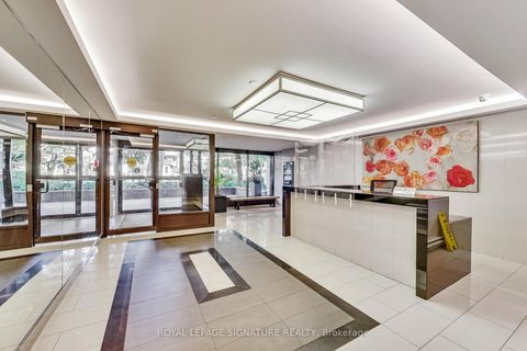 Photo 12 at 807 - 40 Homewood Avenue, South St. James Town, Toronto