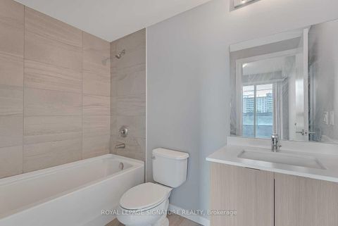 Photo 15 at 311 - 3237 Bayview Avenue N, Bayview Village, Toronto
