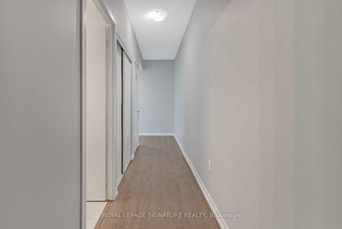 Photo 18 at 311 - 3237 Bayview Avenue N, Bayview Village, Toronto
