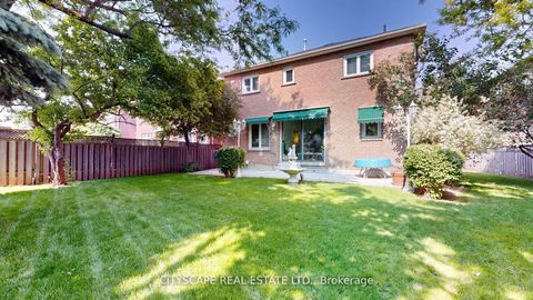 Photo 27 at 50 Oakhurst Drive, Beverley Glen, Vaughan