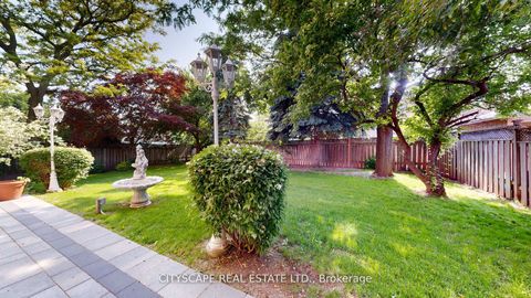 Photo 29 at 50 Oakhurst Drive, Beverley Glen, Vaughan