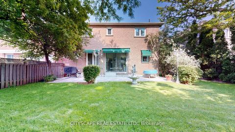Photo 32 at 50 Oakhurst Drive, Beverley Glen, Vaughan