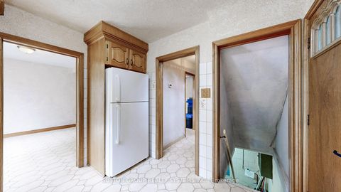 Photo 7 at 29 Edmund Avenue, Weston, Toronto