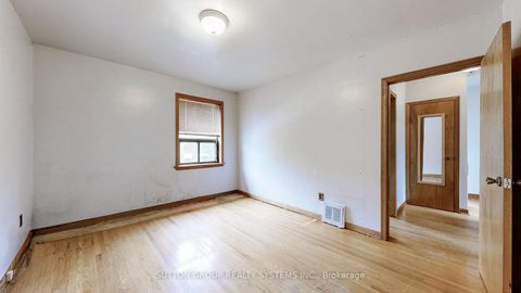 Photo 14 at 29 Edmund Avenue, Weston, Toronto