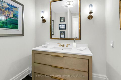 Photo 5 at 1701 - 155 St Clair Avenue W, Casa Loma, Toronto