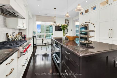 Photo 25 at 1701 - 155 St Clair Avenue W, Casa Loma, Toronto
