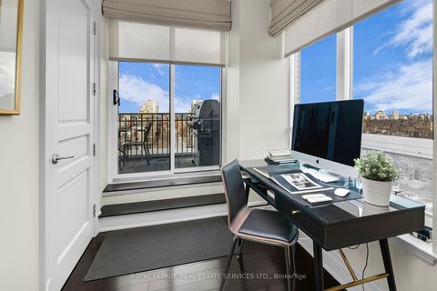 Photo 26 at 1701 - 155 St Clair Avenue W, Casa Loma, Toronto
