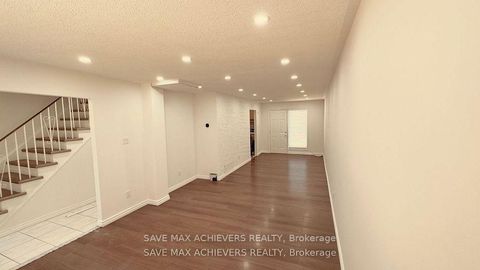 Photo 4 at 17 - 1720 Albion Road, Clairville, Toronto