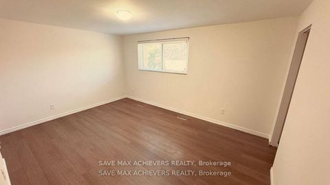 Photo 5 at 17 - 1720 Albion Road, Clairville, Toronto