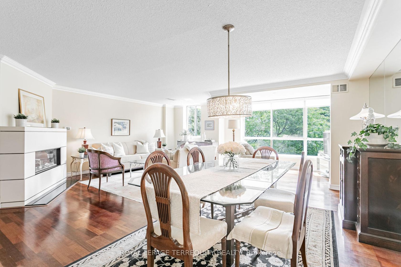 605 - 225 Davenport Road, Annex, Toronto 