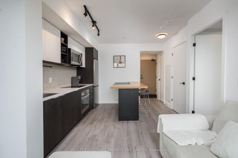 Photo 12 at 405 - 36 Zorra Street, City Centre West, Toronto