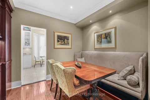 Photo 16 at 636 Wellington Street W, Niagara, Toronto