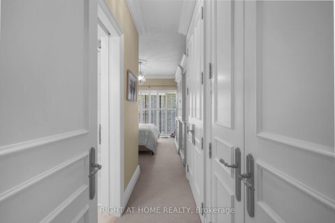 Photo 24 at 636 Wellington Street W, Niagara, Toronto