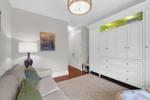 Photo 32 at 636 Wellington Street W, Niagara, Toronto