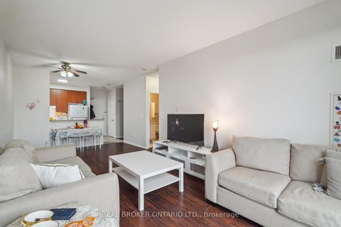 Photo 13 at 926 - 3650 Kingston Road, Scarborough Village, Toronto