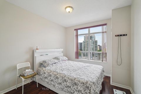 Photo 14 at 926 - 3650 Kingston Road, Scarborough Village, Toronto